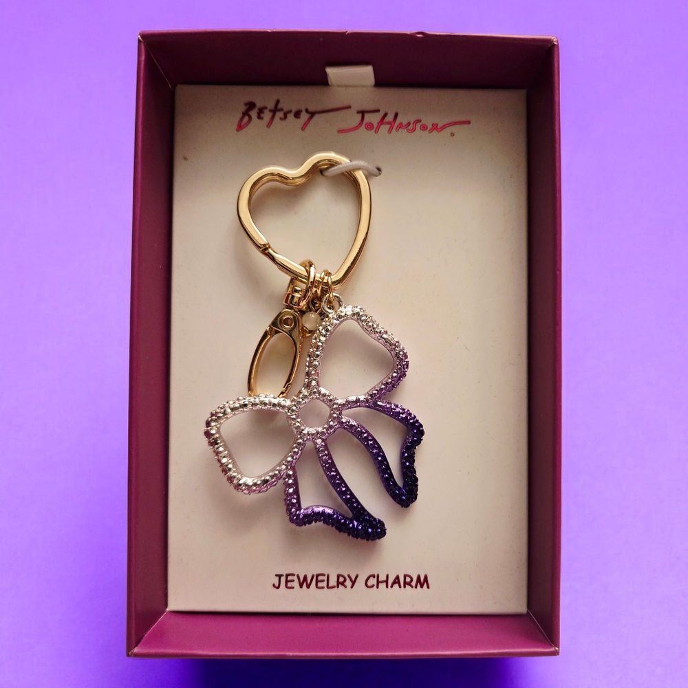 NEW BETSEY JOHNSON Metallic Silver Purple Ribbon Bag Charm  Keychain Gift Boxed